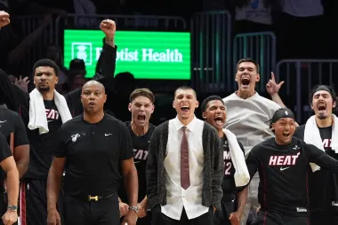 La carrera por los premios de la NBA: ¿La regla de los 65 juegos arruina la temporada de las estrellas?
