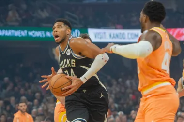 LeBron, Giannis, Wemby y el drama de las lesiones: ¿Puede la NBA sobrevivir a su realidad actual?