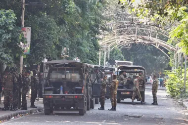 Bangladesh al borde del abismo: la caída de Sheikh Hasina y el frágil intento de restaurar la democracia