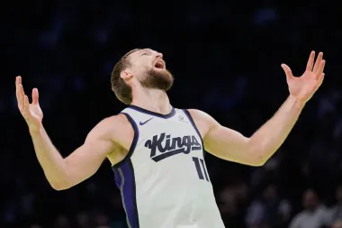 Crisis y Esperanza: ¿Qué nos dicen las últimas lesiones NBA sobre el futuro de los Kings y Mavericks?