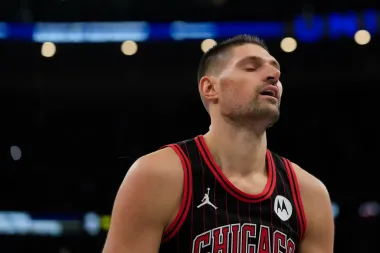 El Show del Torneo NBA Cup: Una Noche de Récords, Goleadas y Triples-Dobles