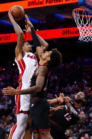 Crónica de una NBA en problemas: lesiones, descansos estratégicos y decisiones tácticas que marcan el rumbo