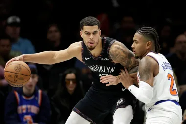 Noche legendaria en la NBA: Towns lidera a Knicks, Herro brilla en su regreso, y los Pistons hacen historia