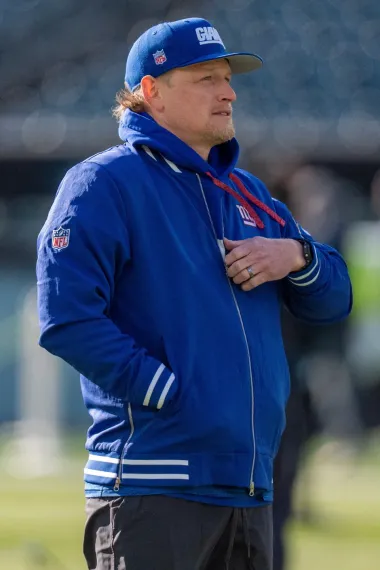 Charlie Bullen: El nuevo arquitecto defensivo en la reconstrucción de los New York Giants