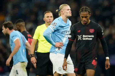 Manchester City cae ante Bayer Leverkusen: la rotación de Guardiola despierta críticas