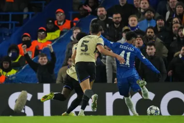 Estevão ilumina Stamford Bridge: la joya brasileña que promete marcar época en el Chelsea