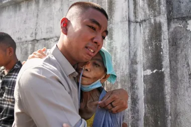 La oleada de represión en Asia: libertad condicional en Myanmar, muerte política en Bangladesh y violencia creciente en Pakistán