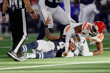 La maldición del sol y las decisiones de cuarta oportunidad: Lecciones del Día de Acción de Gracias en la NFL