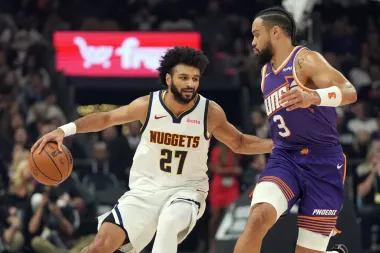 Una noche de sorpresas en la NBA: triples, remontadas y estrellas ausentes