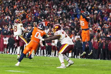 Los Broncos de Denver y su improbable resurrección: ¿el equipo más resiliente de la NFL en 2025?