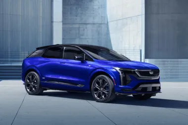 Cadillac Optiq vs Audi Q4 E-tron: ¿Cuál es el mejor SUV eléctrico de lujo en 2026?