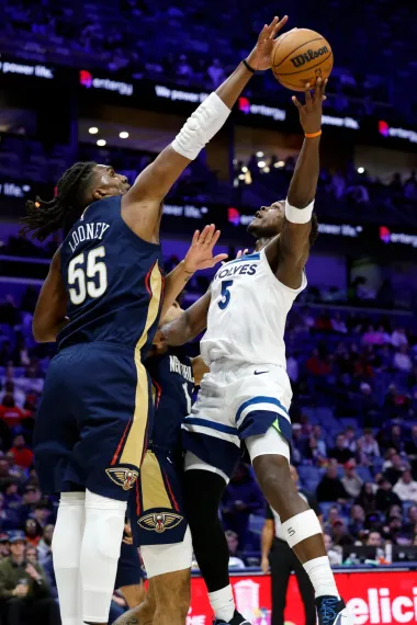Anthony Edwards se viste de héroe: Una remontada épica y una noche mágica en la NBA