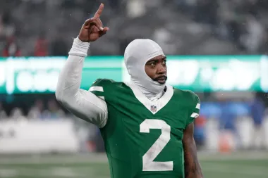 ¿Tua Tagovailoa puede vencer al frío tanto como a los Jets?