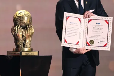 El premio de la paz de la FIFA a Donald Trump: ¿honor diplomático o estrategia política?