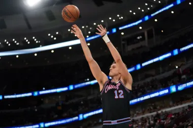 El resurgir de figuras y equipos en una noche vibrante en la NBA