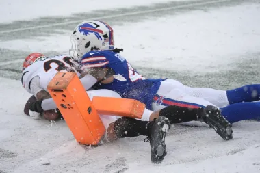 El arte del comeback: Josh Allen y los Bills remontan bajo la nieve