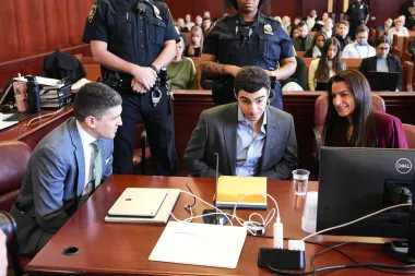 El caso Luigi Mangione: Crónica de un odio contra el sistema