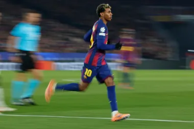 Lamine Yamal y el nuevo Barça de Flick: cuando la juventud y la ambición marcan el rumbo europeo