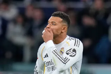 Tempestades en la Champions: Xabi Alonso bajo presión, Salah en el banquillo y un choque cultural en Seattle