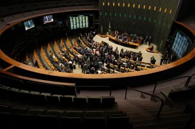 Brasil en Llamas: El Juicio a Bolsonaro y el Debate sobre la Democracia