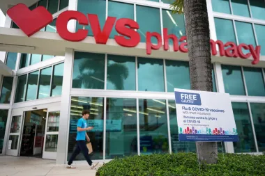 ¿Libertad o riesgo? La polémica en Florida sobre eliminar los requisitos de vacunación escolar