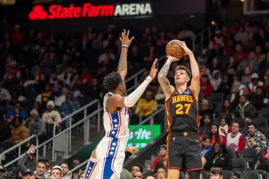 Noche de contrastes en la NBA: victorias dramáticas, récords de paliza y lesiones que preocupan