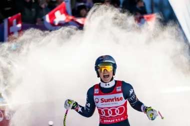 Lindsey Vonn desafía la lógica del deporte y late como nunca a los 41 años