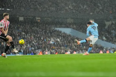 Rayan Cherki, el prodigio francés que ya maravilla en el Manchester City