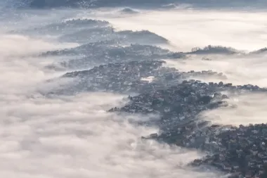 Sarajevo bajo una nube tóxica: el desafío ambiental del corazón de los Balcanes
