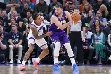 Luka Doncic y la nueva era de los Lakers: Magia, liderazgo y victorias en la NBA