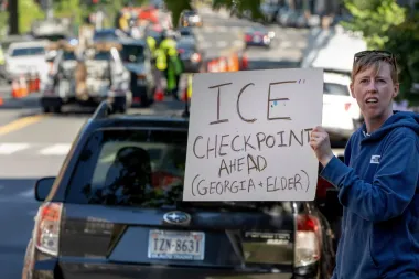Terror y desconfianza en la capital: la operación federal que convirtió a los inmigrantes en objetivo