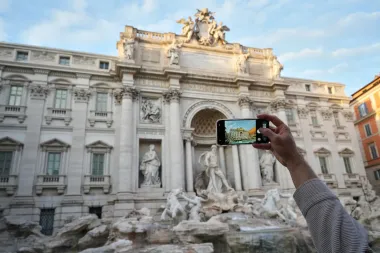 ¿Pagar por ver la Fontana di Trevi? Una medida que despierta pasiones (y euros)