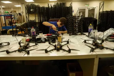 Drones cazadores de drones: la revolución ucraniana que está redefiniendo la defensa aérea