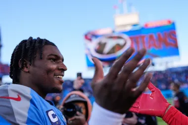 Los Titans despiertan en Tennessee: luces de un futuro prometedor en medio de la reconstrucción