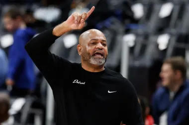 Rick Carlisle se despide y J.B. Bickerstaff toma la batuta en un momento crítico para la NBA