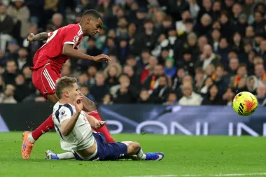 Alexander Isak, Raúl Jiménez y un diciembre de contrastes en la Premier League