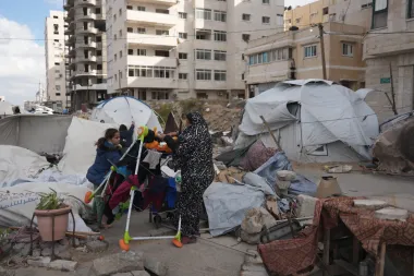 El infierno invernal en Gaza: entre escombros, lluvias y abandono