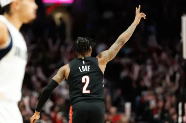 El renacer de Deni Avdija y los Blazers: una noche épica que sacudió a los Mavericks