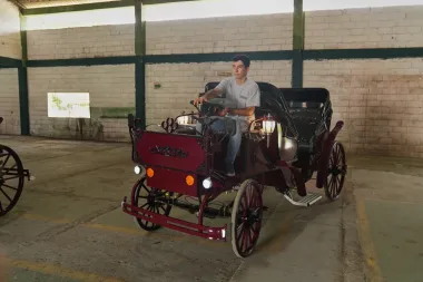 Adiós a los caballos: Cartagena estrena coches eléctricos para turistas y marca un hito por los derechos animales