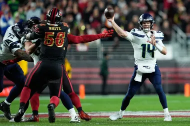 Seattle Seahawks y la Resurrección de la 'Dark Side': El nuevo muro defensivo de la NFL