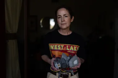 Un año después del infierno: el legado tóxico e invisible de los incendios en el sur de California