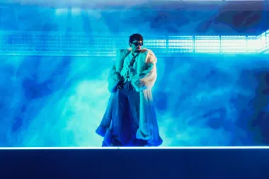Portadas que Hablan: El Regreso Triunfal del Arte en los Grammy