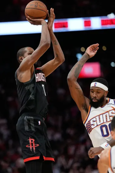 Kevin Durant y Kobe Sanders: Dos estrellas, dos historias de redención en la NBA