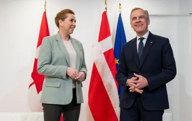 La Soberanía del Ártico Bajo Presión: El Nuevo Juego Geopolítico en Groenlandia