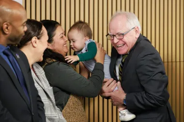 Tim Walz, de la vicepresidencia fallida al aula: ¿el fin de una carrera política?