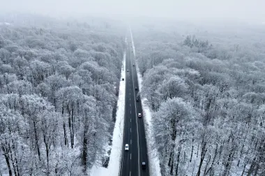 Caos blanco en Europa: tormentas de nieve paralizan el transporte y alteran la vida cotidiana