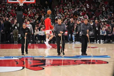 Warriors, Kings y el eco de la mediocridad: ¿ha desaparecido la grandeza en el Oeste?