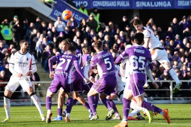 AC Milan, Arsenal y Liverpool: Una jornada de contrastes en el fútbol europeo