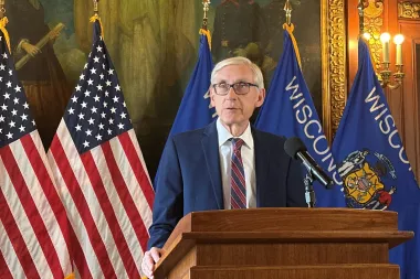 ¿Hasta dónde puede llegar un estado? El reto de Wisconsin frente a ICE y la política migratoria federal