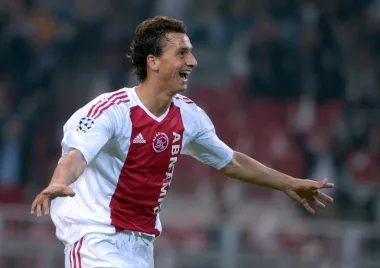 Maximilian Ibrahimović y el peso del legado: ¿puede realmente escribir su propia historia en el Ajax?